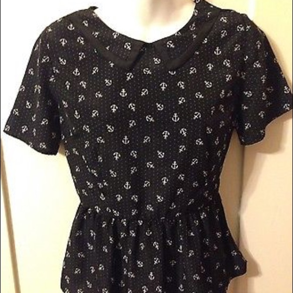 New Forever 21 Anchor Peter Pan Collar Blouse S